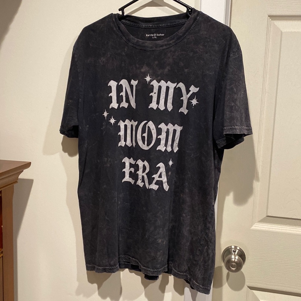 Karrie Locher In My Mom Era Grey L/XL tshirt